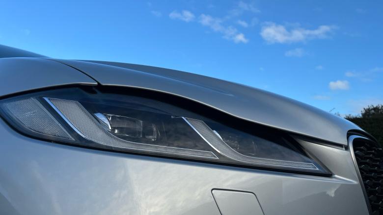 Jaguar F-Pace 2.0 P400e SE 5dr Auto AWD Estate